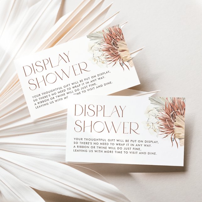 Blätter Boho Display Dusche mit weißem Orchid und  Begleitkarte (This boho display shower card featuring watercolor white orchids, dried palm leaves, and pampas.)