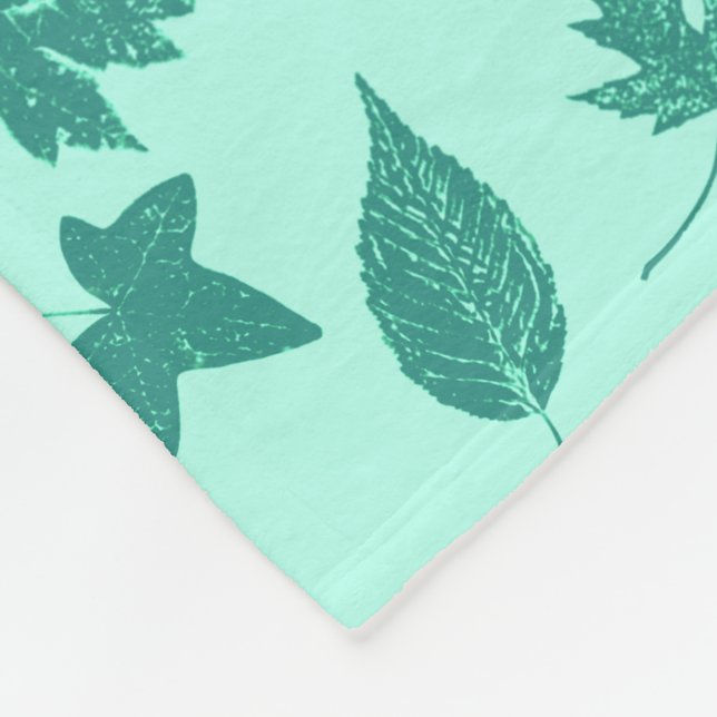 Blätter im Herbst - Türkis und Aqua Fleecedecke (Ecke)