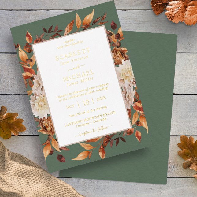 Blätter Rustikale Hochzeit Folieneinladung (Autumn Leaves Rustic Sage Green Wedding Foil Invitation by Painted Paperie
)
