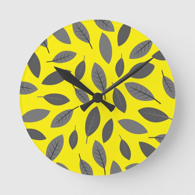 Blätter über Gelb Runde Wanduhr (Vorderseite)