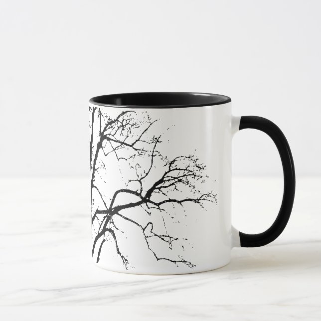 Blattloser Baum in der Winter-Silhouette Tasse (Rechts)