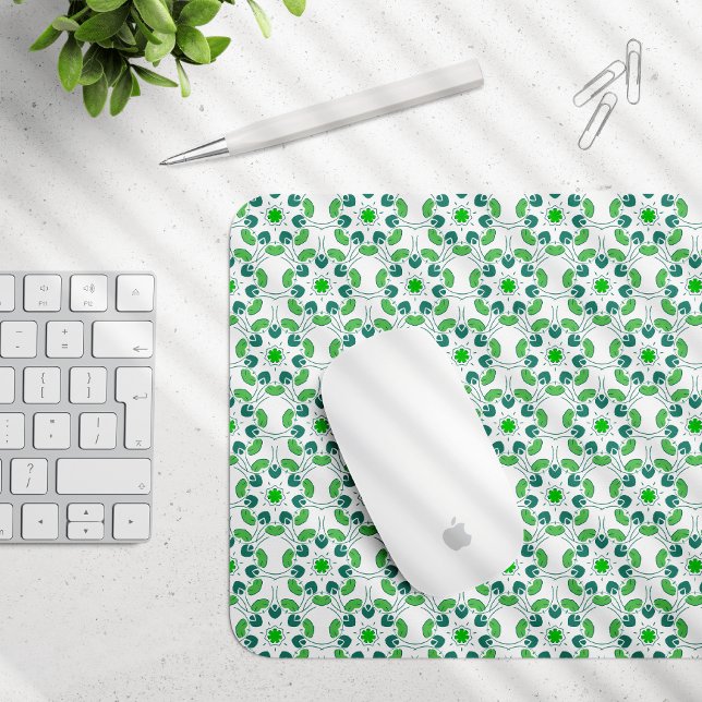 Blattmuster, Muster aus Blättern, grüne Blätter Mousepad (Von Creator hochgeladen)