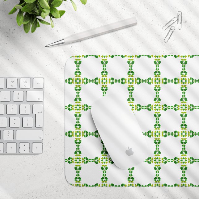 Blattmuster, Muster aus Blättern, grüne Blätter Mousepad (Von Creator hochgeladen)