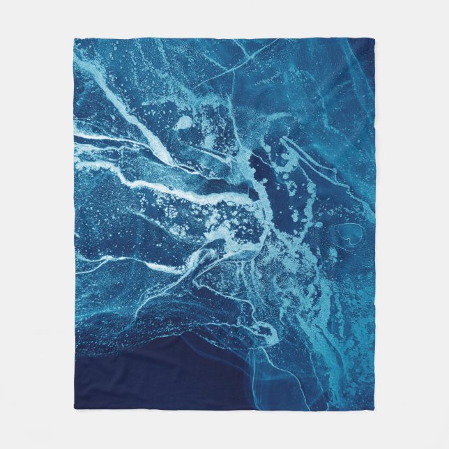 Blau Abstrakt. Blauer und weißer Farbblock. Lösche Fleecedecke (Vorderseite)