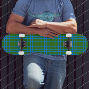 Blau auf grünem Tartan Kariertes Muster Skateboard