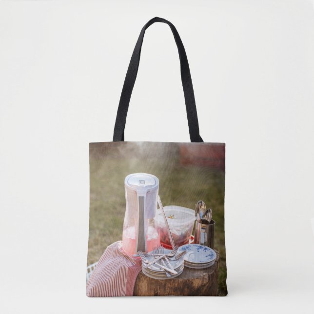 Blau-blaue Keramik Teller und Pitcher (Vorderseite)