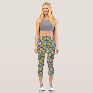 Blau-gelbes fraktales geometrisches Muster Capri Leggings