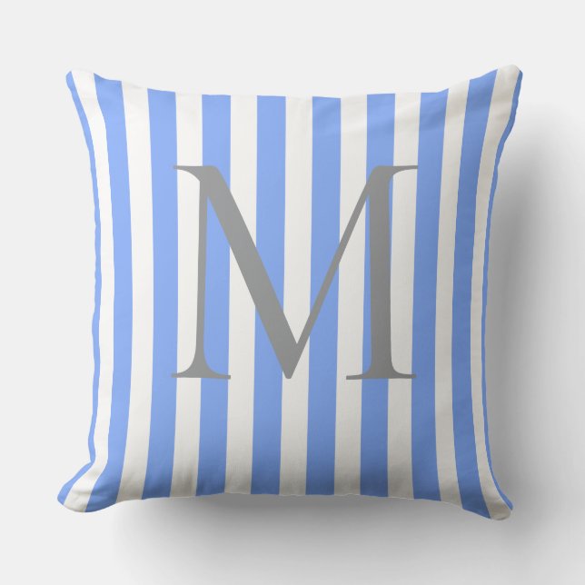 Blau gestreifte personalisierte Monogramm-Initiale Kissen (Vorderseite)