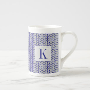 BLAU-GRAU GESTRICKTES Bone-China-Tasse + Initial Prozellantasse