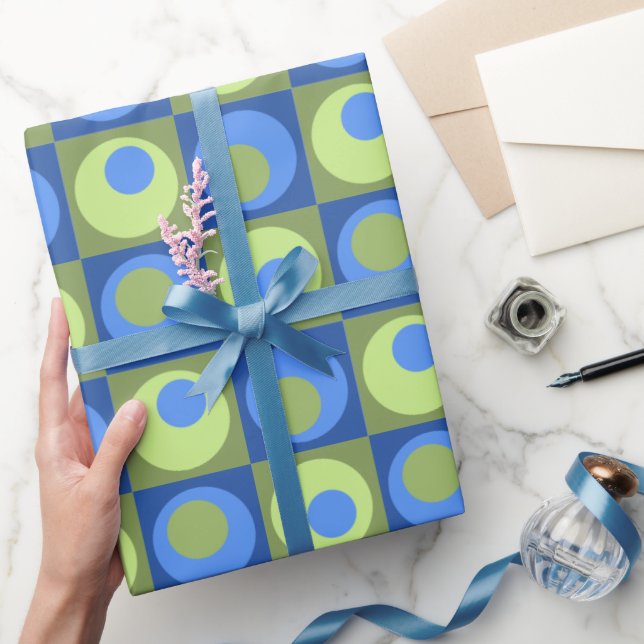 Blau-grüner Quadrat Dot Geometric Gemustert Geschenkpapier (Schenken)