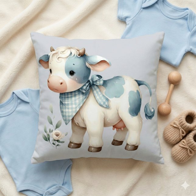 Blau kariertes Babykuh Pastell-Farm-Ästhetik Kissen (Blue Gingham Baby Cow Pastel Farm Aesthetic Throw Pillow Mockup A)