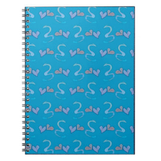 Blau-Notebooks mit Herz und Schlangen Notizblock