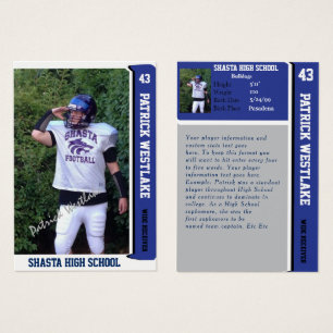 Blau trägt Trading Card mit Autogramm zur Schau