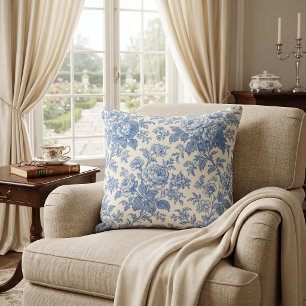 Blau- und cremefarbene Blumen-Toile de Jouy Kissen