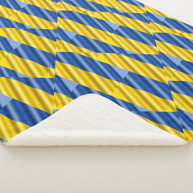 Blau und Gelb Ukraine Inspiriert Frieden gegen den Sherpadecke (3/4)