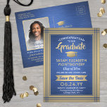 Blau- und Gold-Graduate-Foto Save the Date Ankündigungspostkarte<br><div class="desc">Teilen Sie die freudige Nachricht von einer bevorstehenden Abschlussfeier mit benutzerdefinierten Foto königsblau und Imitate Goldfolie Save the Date Postcard Einladungen. Das Bild und die Formulierung auf dieser Vorlage sind einfach zu personalisieren mit dem Graduiertennamen, Klassenjahr und anderen Ankündigungsdetails Ihrer Wahl. Das Design besticht durch ein Imitat mit gebürstetem metallischem...</div>