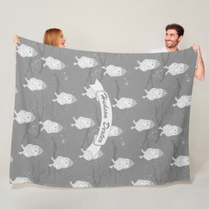 Blau und Graues Owl auf einem Zweigmuster Fleecedecke