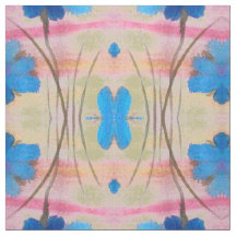 Blau und Rosa Blütendrucke