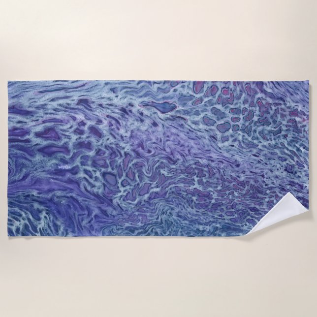Blau und Violett Akryllische Abstrakte Fluid Art Strandtuch (Vorderseite)