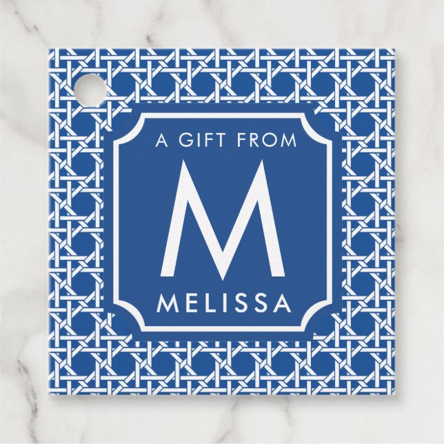 Blau und Weiß | Rattan | Monogramm Geschenkanhänger (Vorderseite)