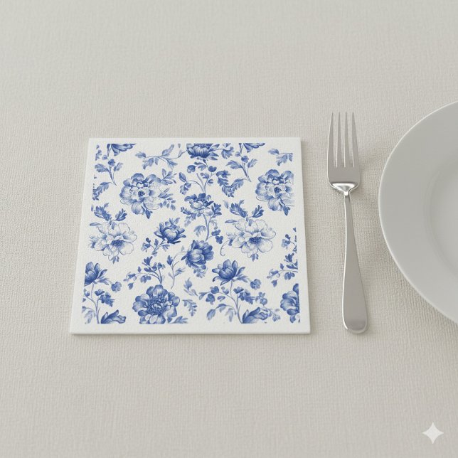 Blau-Weiß-Blumen Serviette (Light blue and white delftware style paper napkin.)