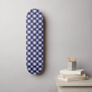 Blau-Weiß-Shibori-Kreismuster Skateboard