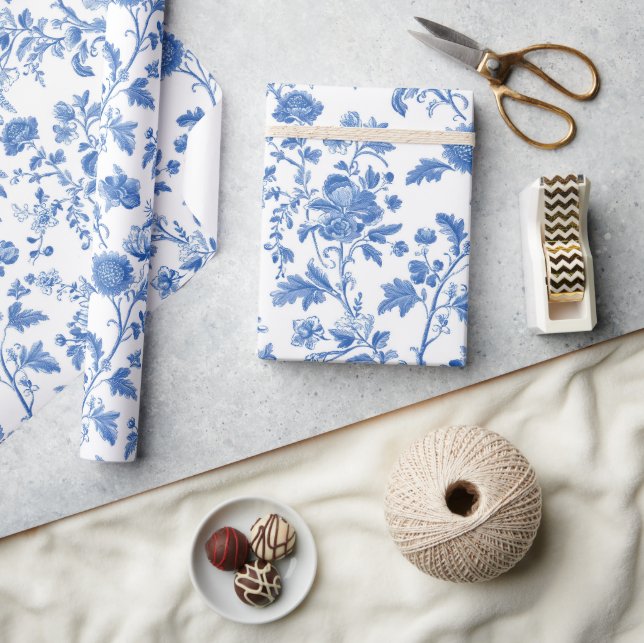 Blau-weißes Vintage-Blumen-Toile-Muster Geschenkpapier (Kunsthandwerk)