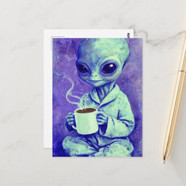 Blaue Alien mit einer Tasse Kaffee Postkarte (Vorderseite/Rückseite Beispiel)