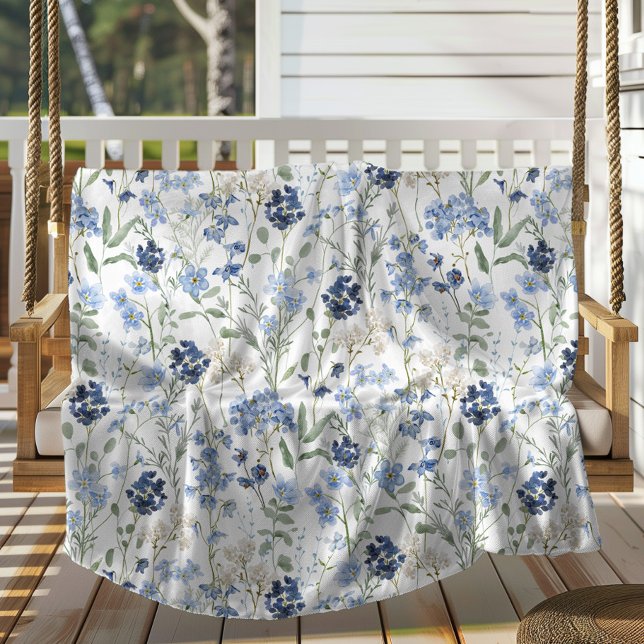 Blaue Aquarell-Wildblume Fleecedecke (Von Creator hochgeladen)