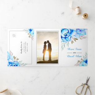 Blaue Aquarellblumen Blumen Hochzeitsfoto  Dreifach Gefaltete Einladung
