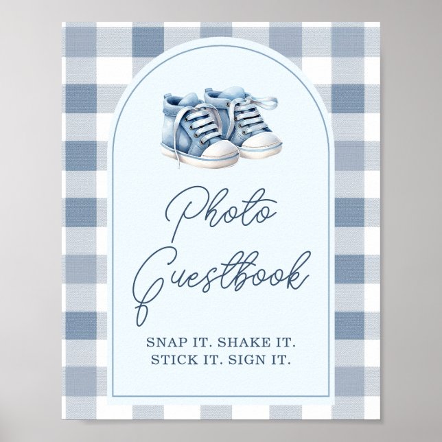 Blaue Babyschuhe Gingham-Junge-Shower-Foto-Gästebu Poster (Vorne)