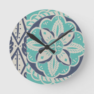 Blaue Batik-Fliese IV Runde Wanduhr