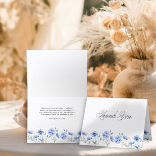 Blaue Blumen und elegante Kalligrafie Dankeskarte