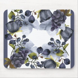 Blaue Blumen und Früchte im Rahmen Mousepad