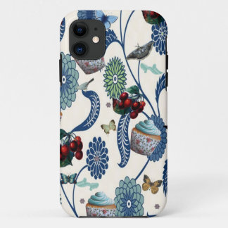 Blaue Blumen und kleine Kuchen Case-Mate iPhone Hülle