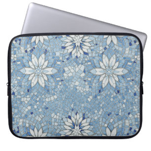 blaue Blumenmosaik Laptopschutzhülle