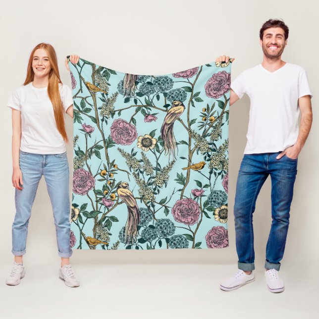 Blaue botanische Muster im Vintage-Stil  Fleecedecke (Beispiel)