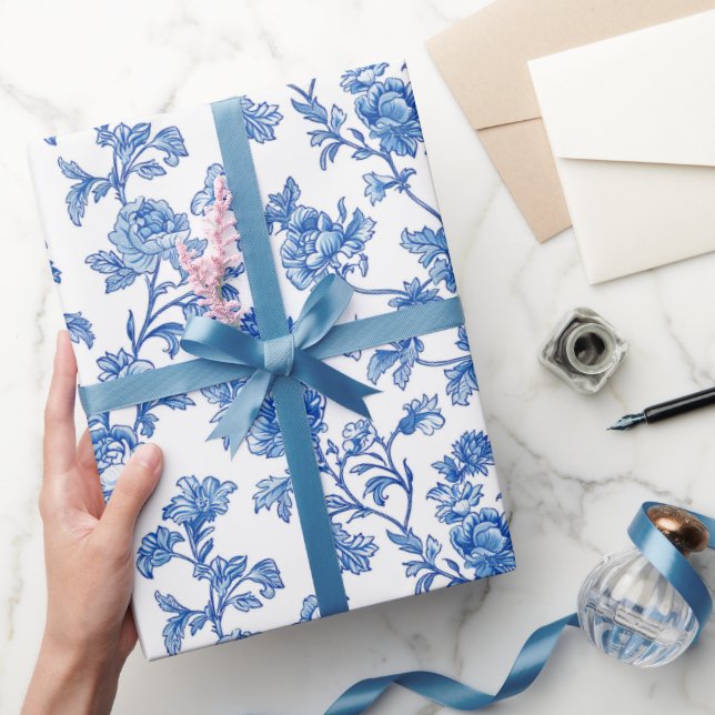 Blaue Chinoiserie Rose Peony Geschenkpapier (Schenken)