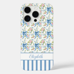Blaue Coquette-Schleifen mit Blumen monogrammiert  iPhone 16 Pro Hülle