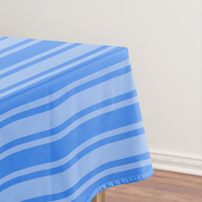 Blaue Creme Tischdecke (Beispiel)
