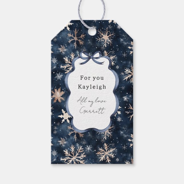 Blaue Creme Weihnachts-Schneeflocken Geschenkanhänger (Vorderseite)