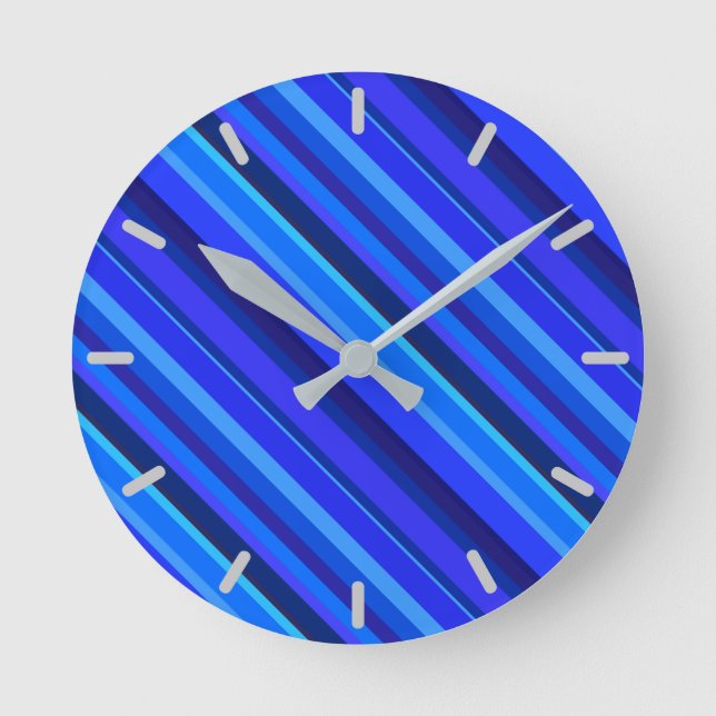 Blaue Diagonalstreifen Runde Wanduhr (Vorderseite)