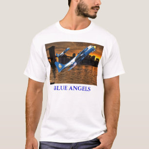 BLAUE ENGEL C-130 IM START DURCH DÜSENTRIEBWERKE T-Shirt