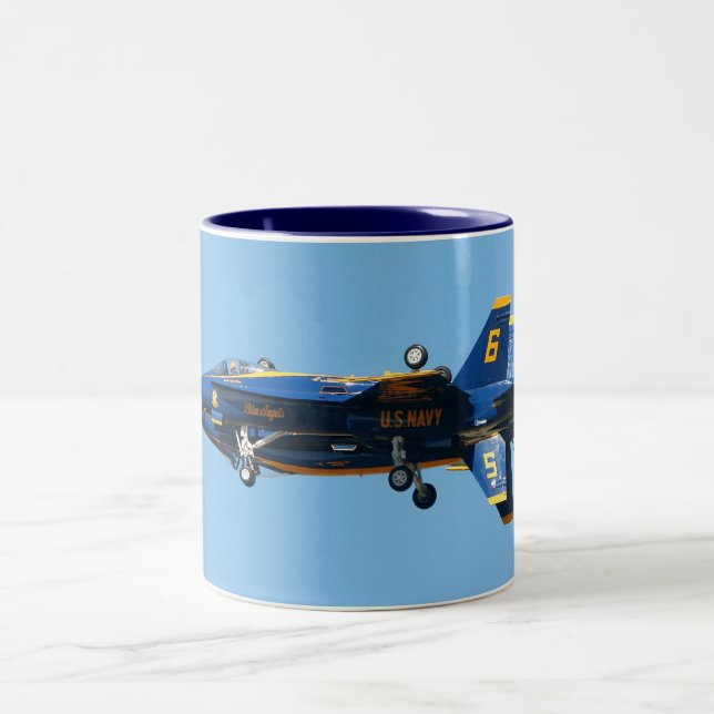 Blaue Engels-Solos - des Fortus Zweifarbige Tasse (Mittel)