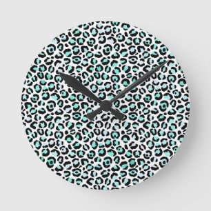 Blaue Flecken Türkis Rosa Faux-Leopardenfell Runde Wanduhr