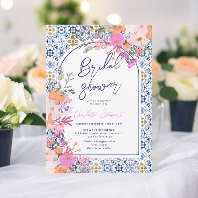 Blaue Fliesen Aquarellfarben Brautparty Einladung (Italian blue tiles watercolor floral bridal shower invitation)