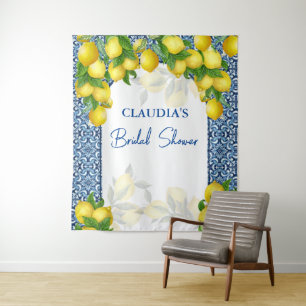 Blaue Fliesen und Zitrone Amalfi Party Hintergrund Wandteppich