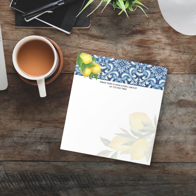 Blaue Fliesen Zitronen Amalfi Positano personalisi Notizblock (Blue tiles and lemons personalized notepad Amalfi Positano Italian themed Majolica Mediterranean)