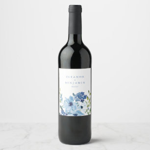 Blaue florale Hochzeitsnamene mit hellblauer Wasse Weinetikett