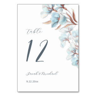 Blaue geschichtete Blumen Hochzeit Tischnummer